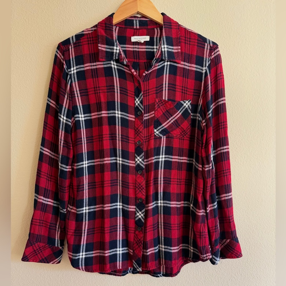 beachlunchlounge Red & Navy Plaid Long Sleeve Shirt Medium